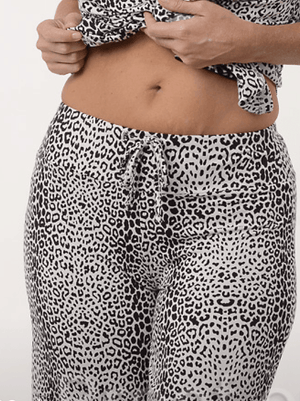 Women's Leopard Print Bamboo Lounge Pajamas Set with 3/4 Sleeve Top and Pants - Shapeez